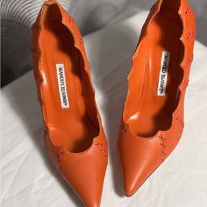 Manolo Blahnik Orange Scalloped Pointed-Toe Leather Pumps
